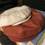 Linen peaked cap